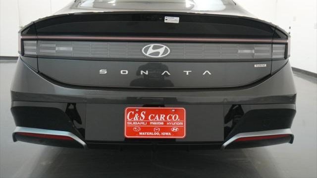 2025 Hyundai SONATA Hybrid Limited