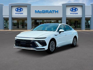 2025 Hyundai SONATA Hybrid with Serenity White Exterior