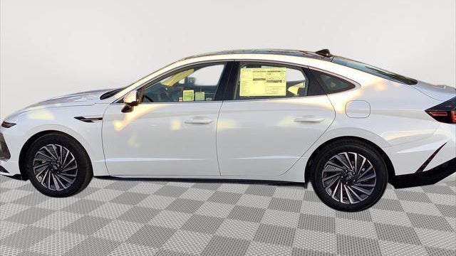 2026 Hyundai SONATA Hybrid Limited