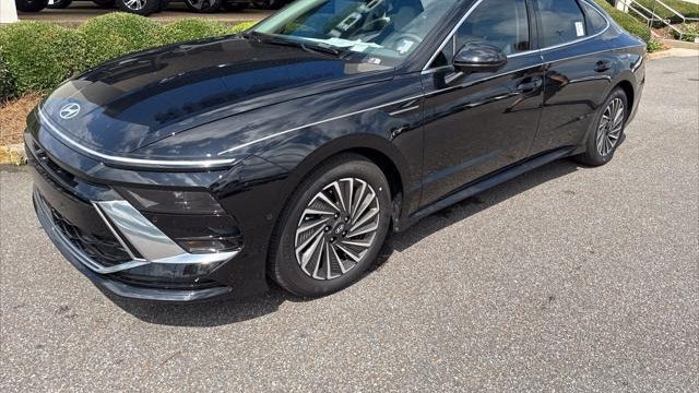 Preowned 2026 Hyundai SONATA Hybrid Limited for Sale