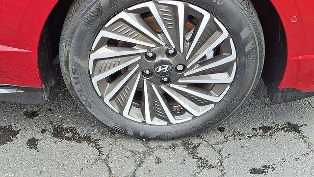 2025 Hyundai SONATA Hybrid Limited