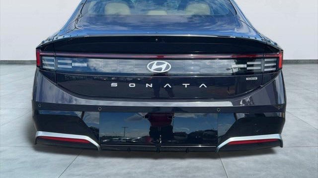 2025 Hyundai SONATA Hybrid Limited