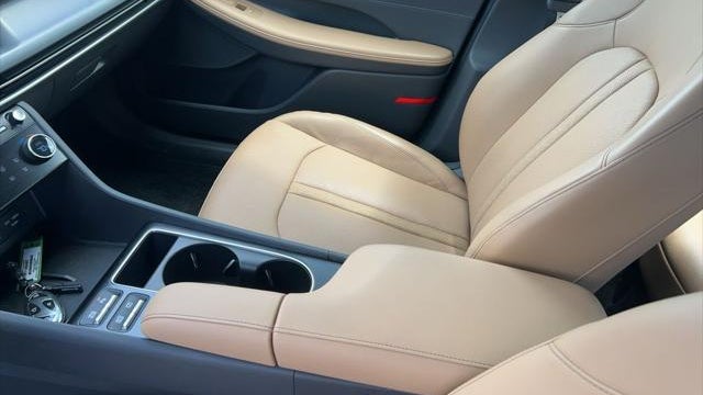 2025 Hyundai SONATA Hybrid Limited