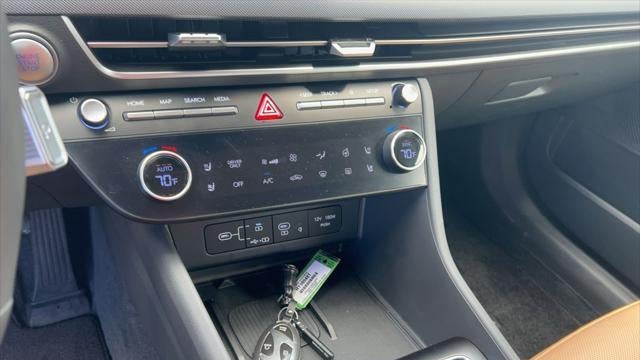 2025 Hyundai SONATA Hybrid Limited