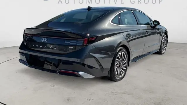 2025 Hyundai SONATA Hybrid Limited