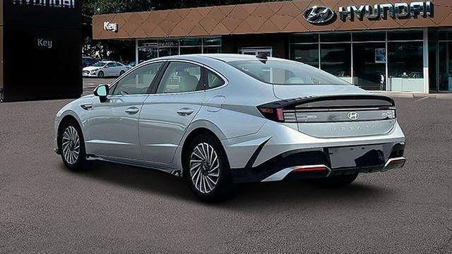 2025 Hyundai SONATA Hybrid Limited