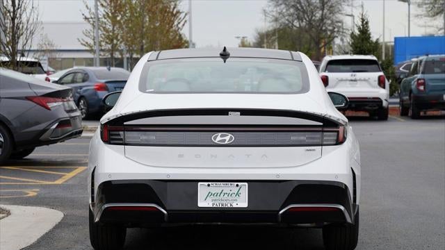 2025 Hyundai SONATA Hybrid Limited