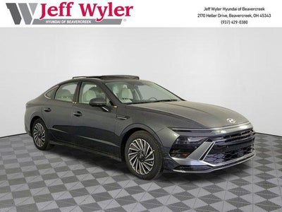 2025 Hyundai Sonata Hybrid Limited 4DR Sedan