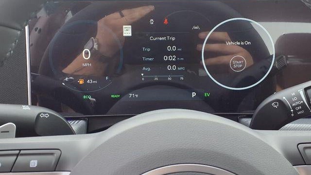 2025 Hyundai SONATA Hybrid Limited