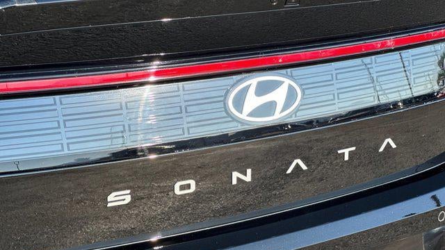 2025 Hyundai SONATA Hybrid Limited