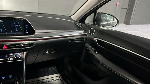 2023 Hyundai SONATA Hybrid Limited