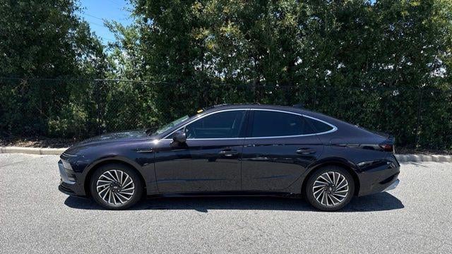 2024 Hyundai SONATA Hybrid Limited