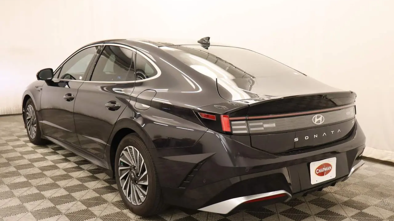 2025 Hyundai SONATA Hybrid Limited