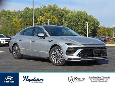 Photo of a 2025 Hyundai Sonata Hybrid Limited 4DR Sedan for sale