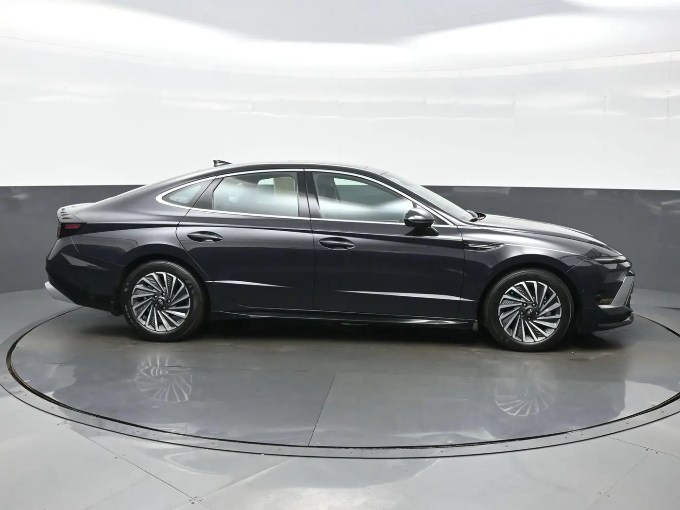 2026 Hyundai Sonata - $34,990