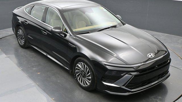 2025 Hyundai SONATA Hybrid Limited