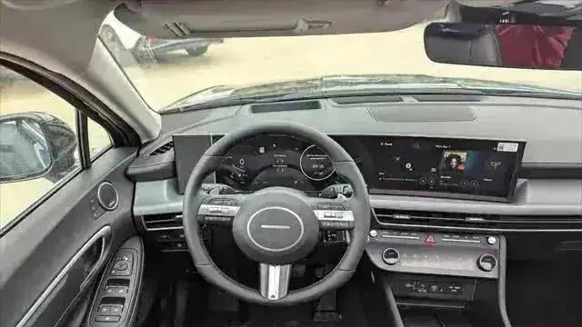 2025 Hyundai SONATA Hybrid Limited