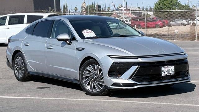 2025 Hyundai SONATA Hybrid Limited