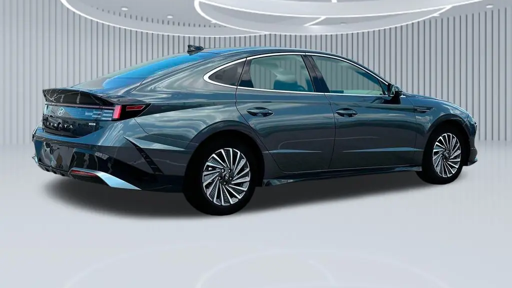2025 Hyundai SONATA Hybrid Limited