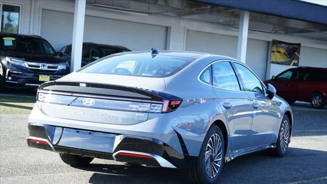 2026 Hyundai SONATA Hybrid Limited