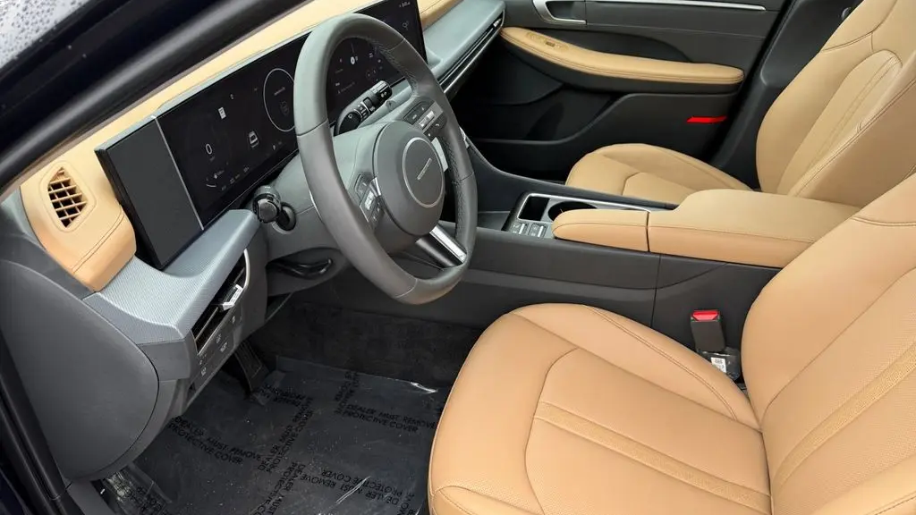 2025 Hyundai SONATA Hybrid Limited