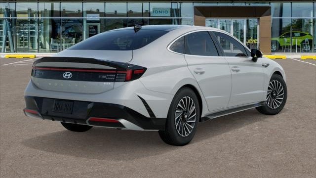 2026 Hyundai SONATA Hybrid Limited