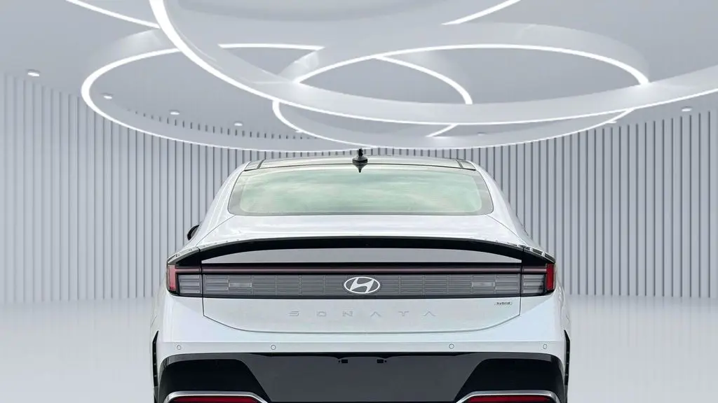 2026 Hyundai SONATA Hybrid Limited