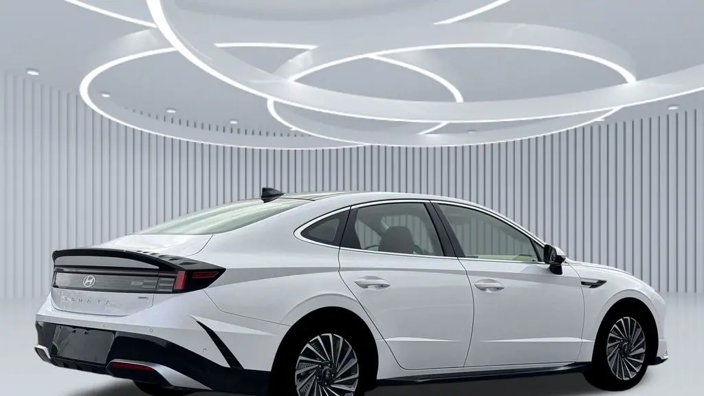 2026 Hyundai SONATA Hybrid Limited