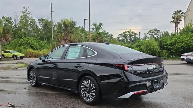 2026 Hyundai SONATA Hybrid Limited