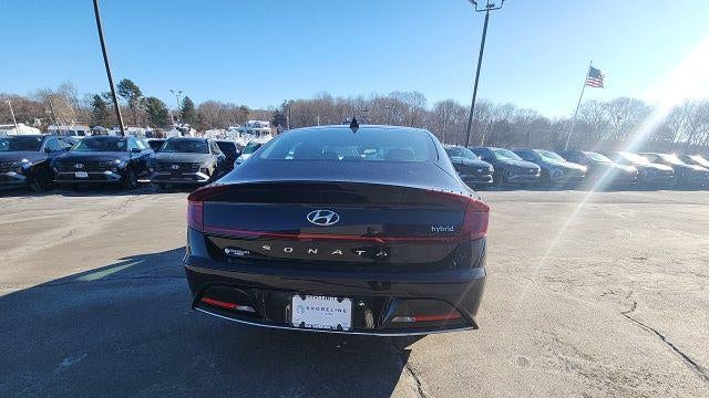 2023 Hyundai SONATA Hybrid Limited