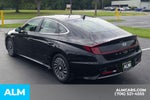 2023 SONATA Hybrid Thumbnail 7
