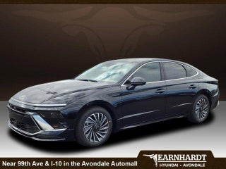 2025 Hyundai SONATA Hybrid with Abyss Black Exterior