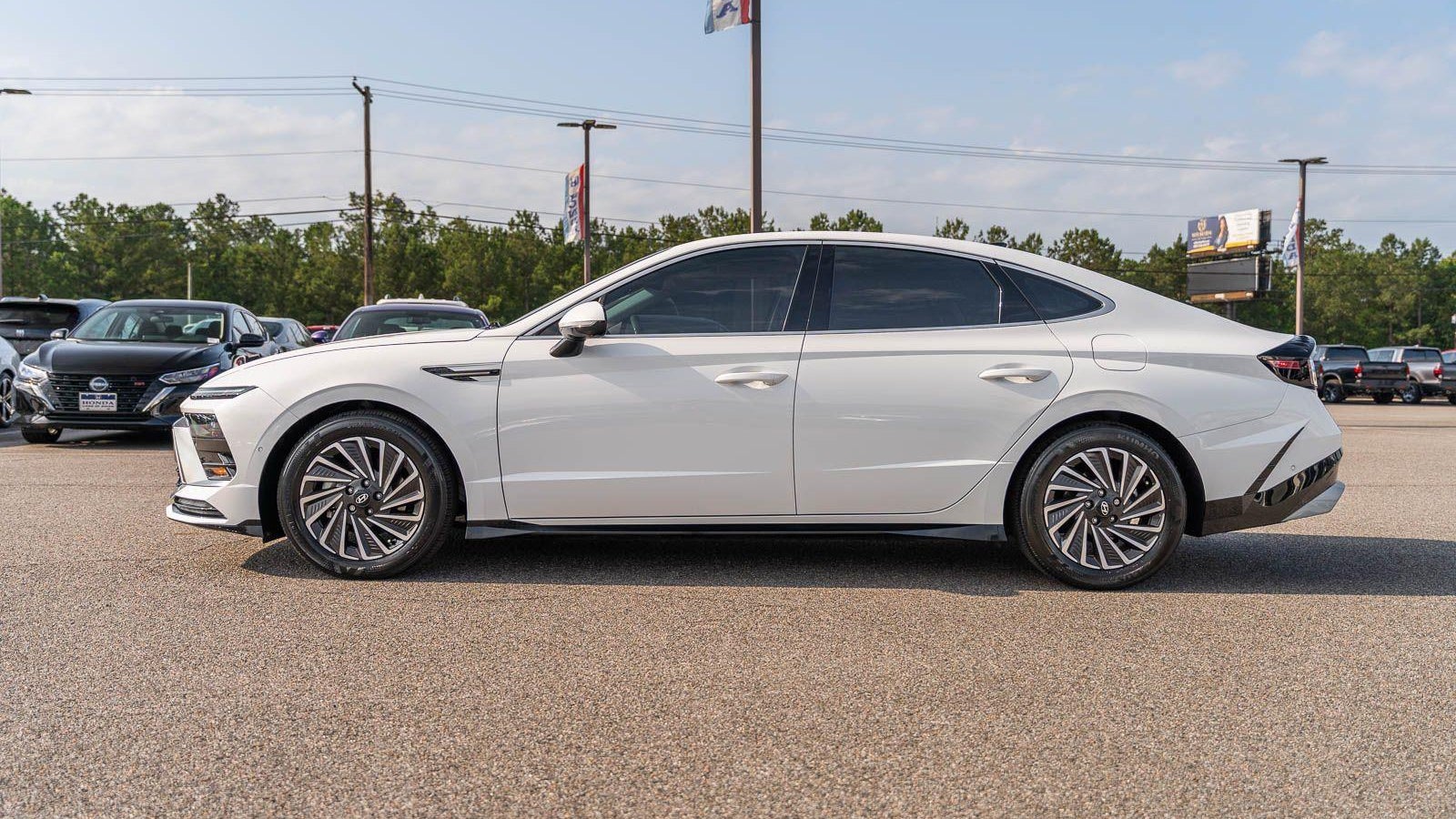 2024 Hyundai SONATA Hybrid Limited