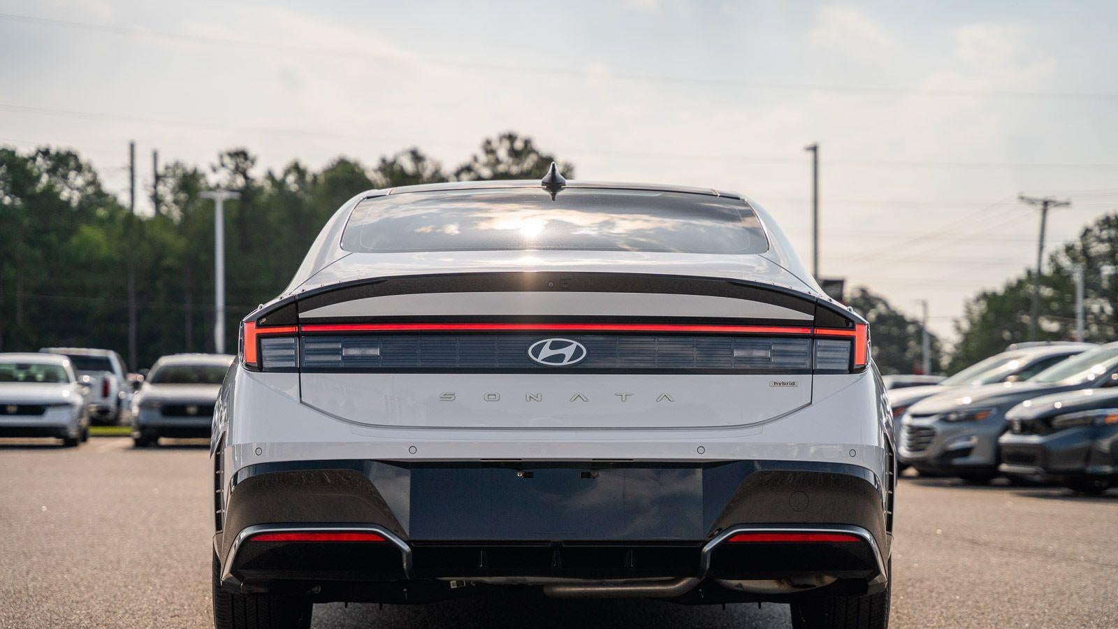 2024 Hyundai SONATA Hybrid Limited