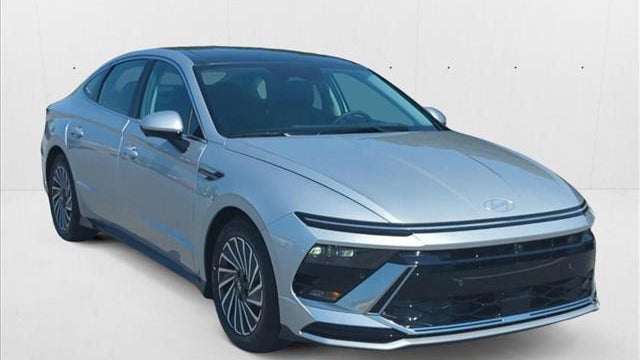 2025 Hyundai SONATA Hybrid Limited