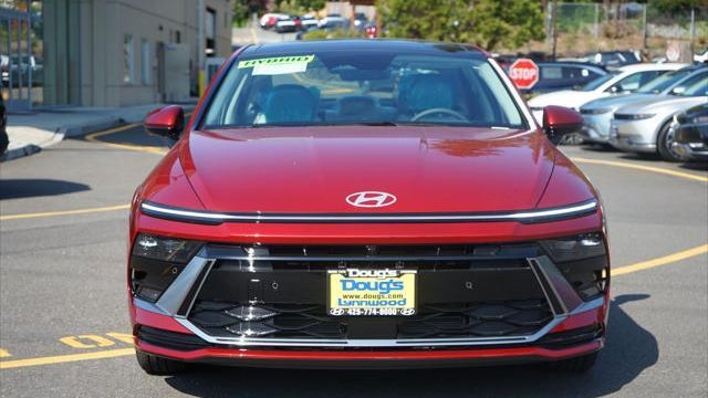 2025 Hyundai SONATA Hybrid Limited