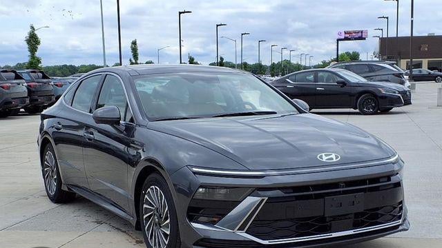 Preowned 2025 Hyundai SONATA Hybrid Limited for Sale