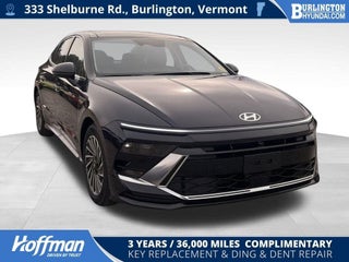 2025 Hyundai SONATA Hybrid with Carbon Blue Exterior