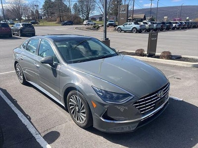 Photo of a 2022 Hyundai Sonata Hybrid Limited 4DR Sedan for sale