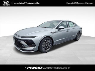 2025 Hyundai SONATA Hybrid with Aero Silver Exterior