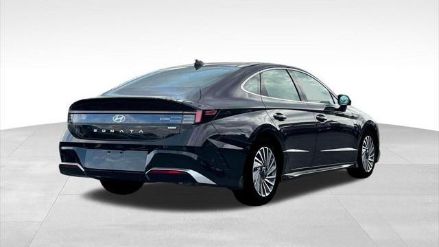 2025 Hyundai SONATA Hybrid Limited