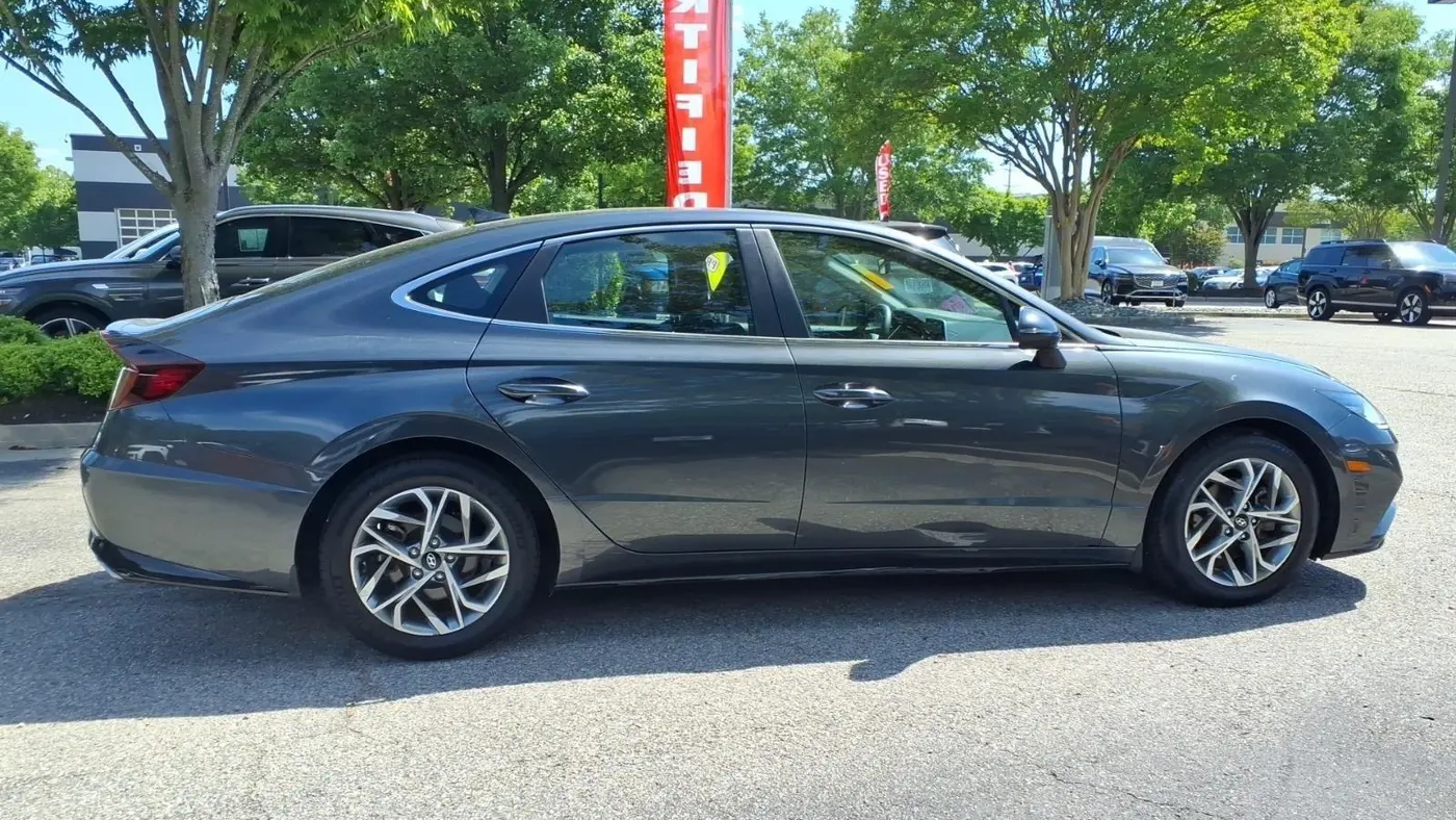 2023 Hyundai SONATA SEL