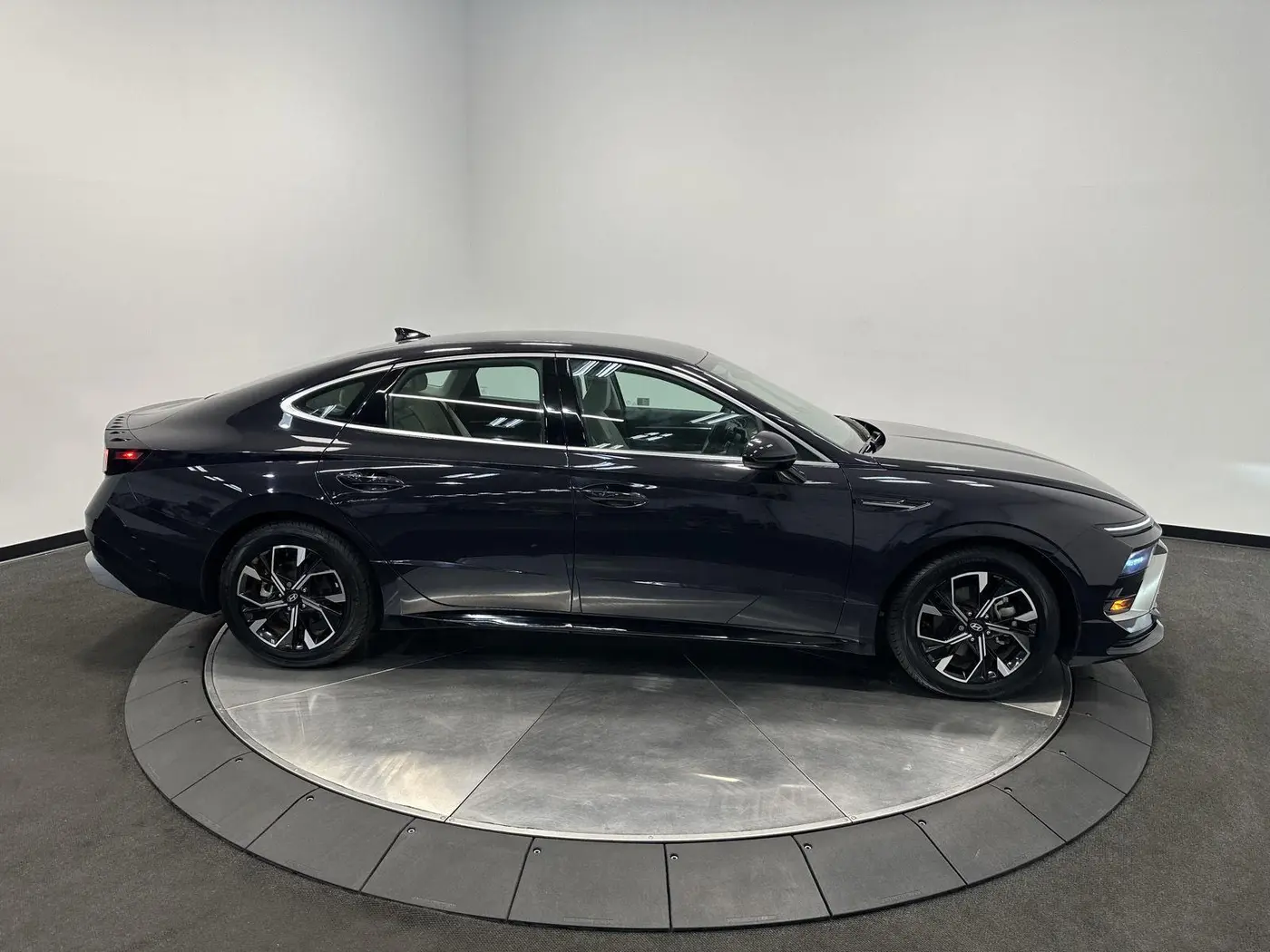 2024 Hyundai Sonata - $23,999