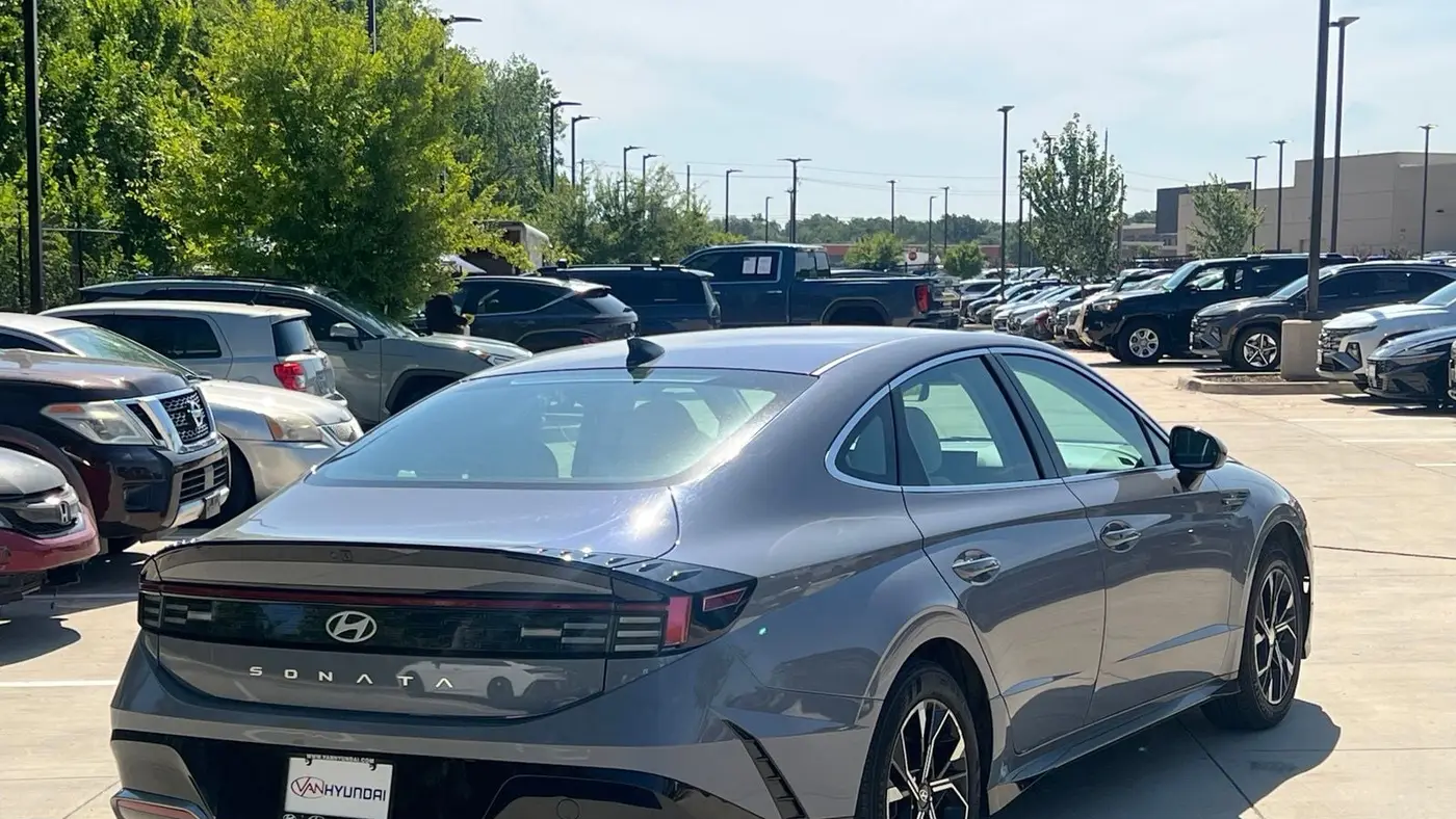 2025 Hyundai SONATA SEL