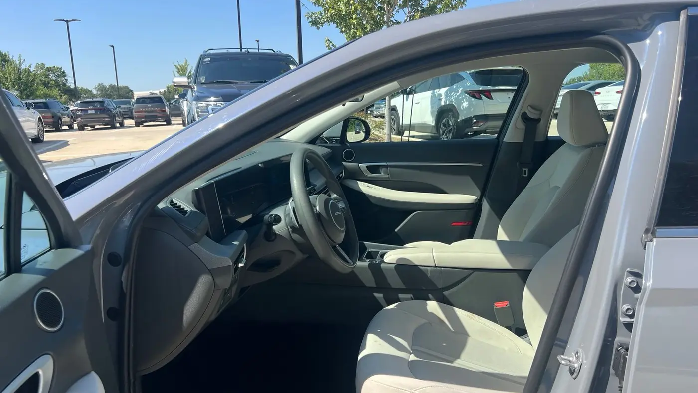 2025 Hyundai SONATA SEL