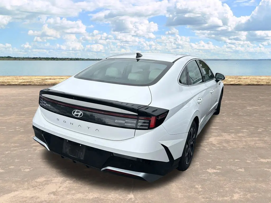 2025 Hyundai Sonata - $21,500