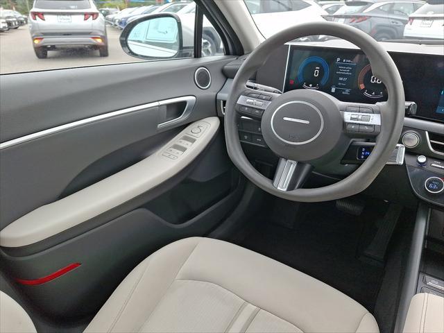 2025 Hyundai Sonata - $25,990