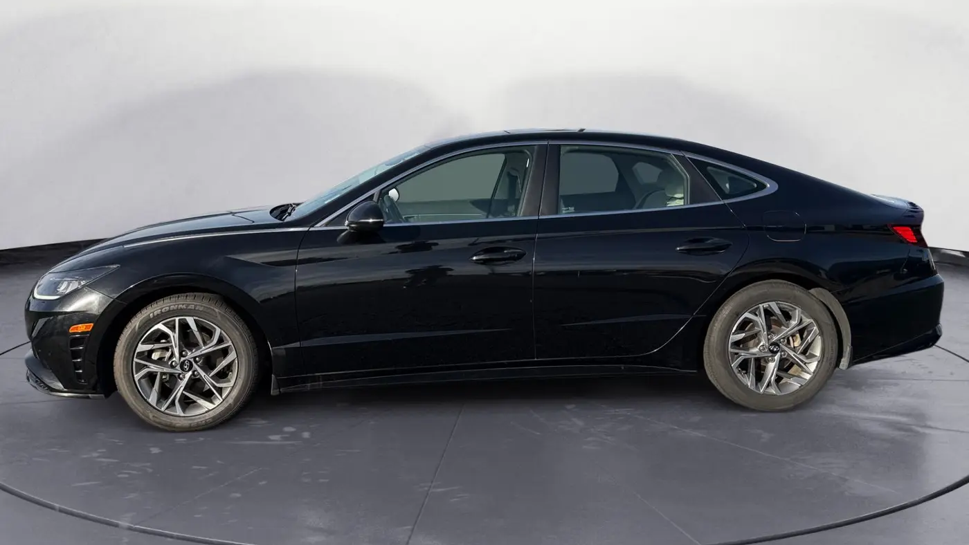 2022 Hyundai SONATA SEL