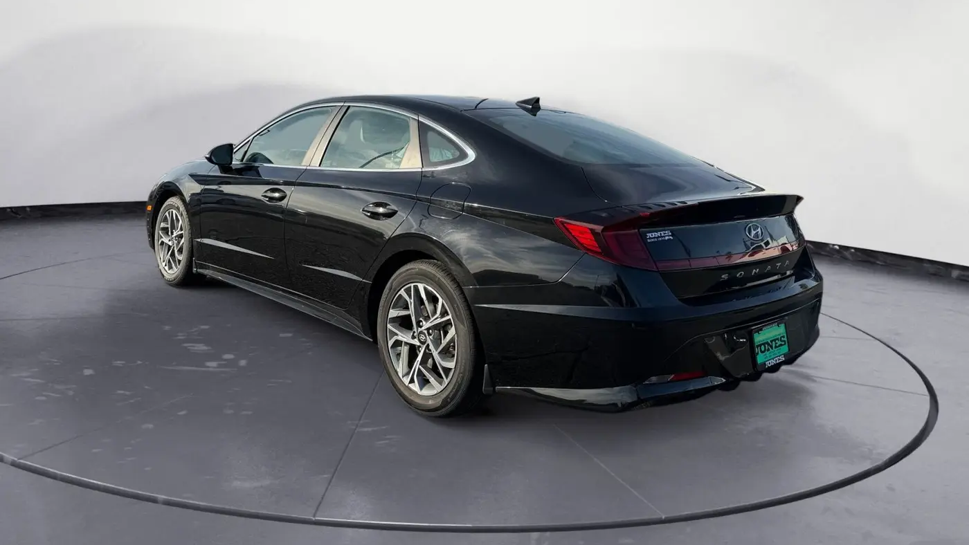 2022 Hyundai SONATA SEL