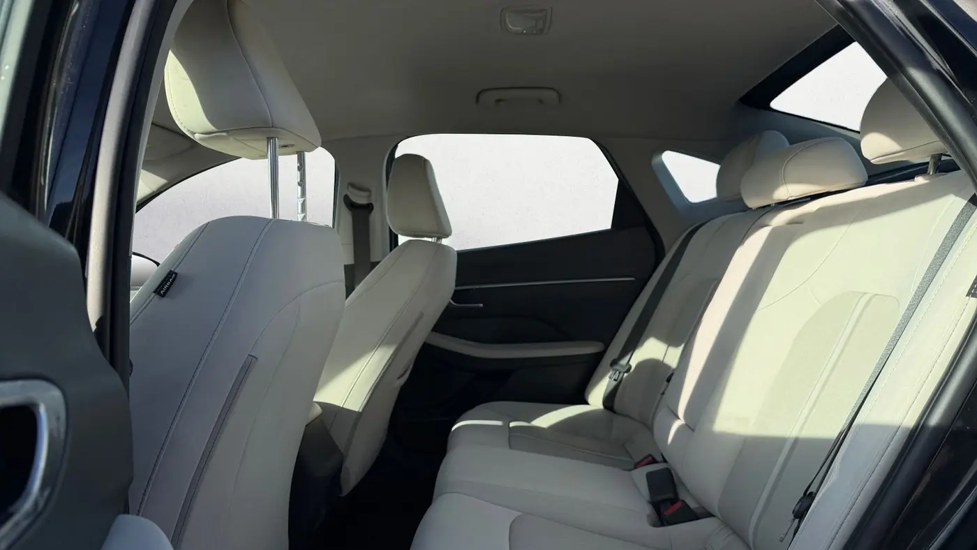 2022 Hyundai SONATA SEL